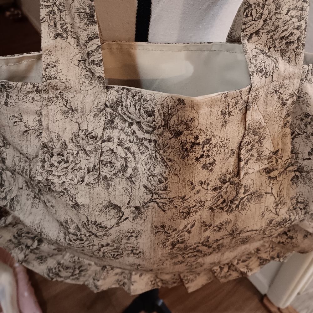 ToteBag - Picture 6 of 7